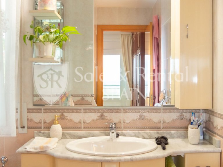 Villa for Sale in Lloret De Mar, Gerona 36