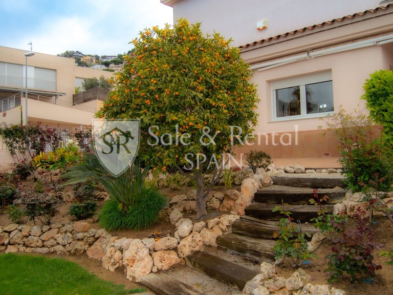 Villa for Sale in Lloret De Mar, Gerona 44