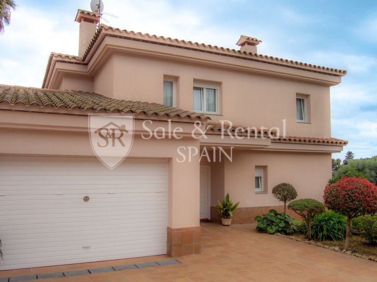 Villa for Sale in Lloret De Mar, Gerona 45
