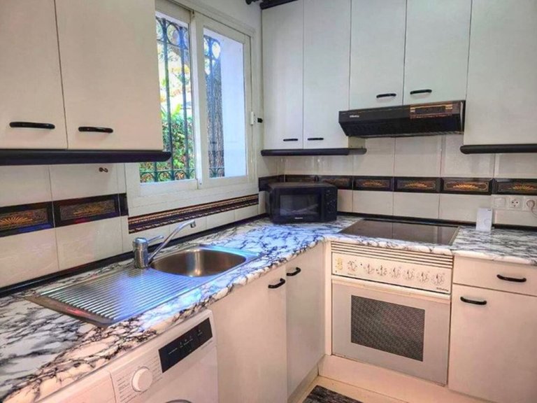 Apartment for Sale in Estepona, Malaga 21
