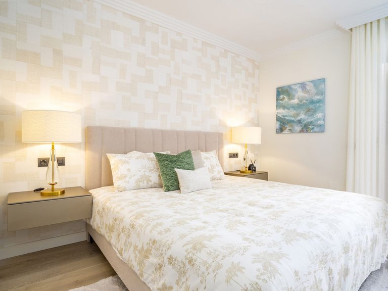 Penthouse for Sale in Marbella, Malaga 11