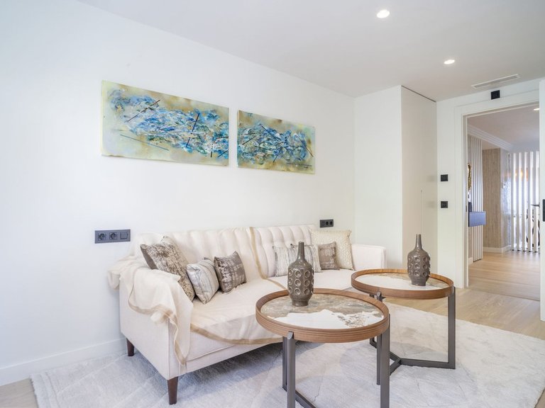 Penthouse for Sale in Marbella, Malaga 35