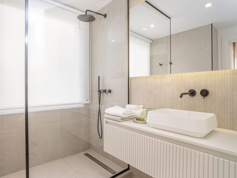Penthouse for Sale in Marbella, Malaga 41
