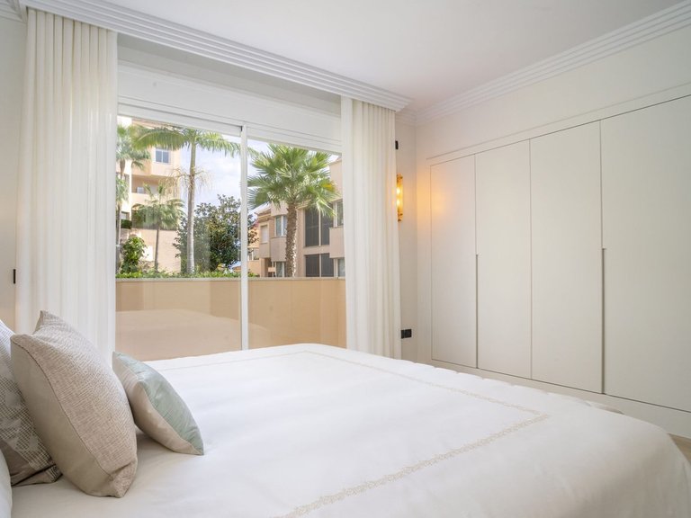 Penthouse for Sale in Marbella, Malaga 43