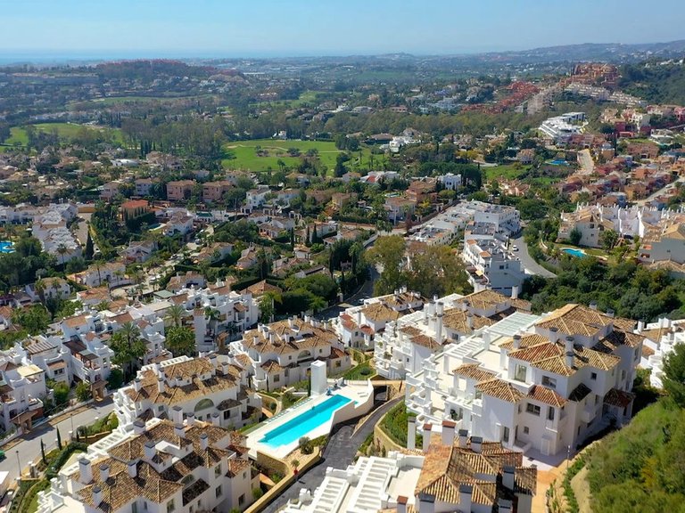 Apartment for Sale in Marbella, Malaga 1