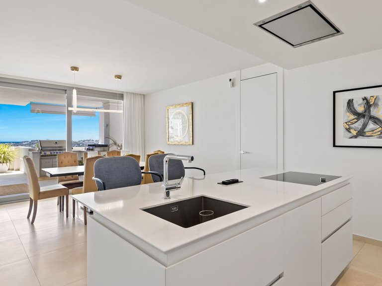 Apartment for Sale in Marbella, Malaga 39