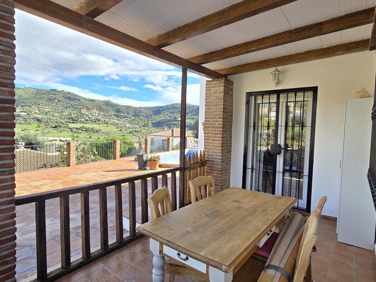 Villa for Sale in Alcaucin, Malaga 7