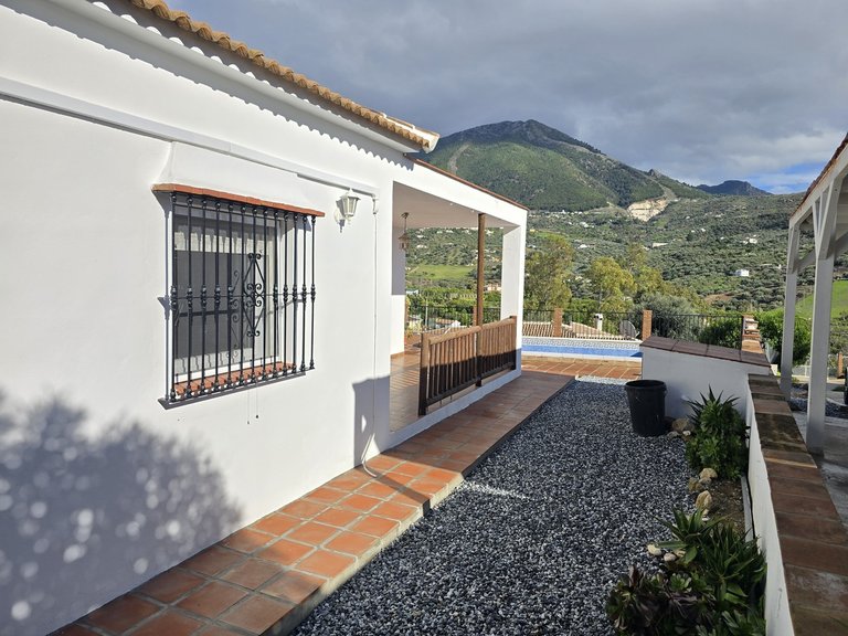 Villa for Sale in Alcaucin, Malaga 28