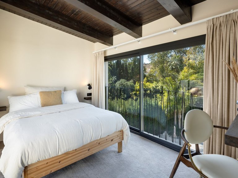 Villa for Sale in Marbella, Malaga 17