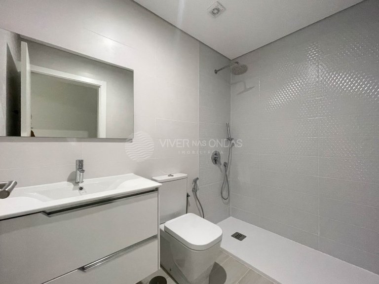 Villa for Sale in Fernao Ferro, Setubal 7