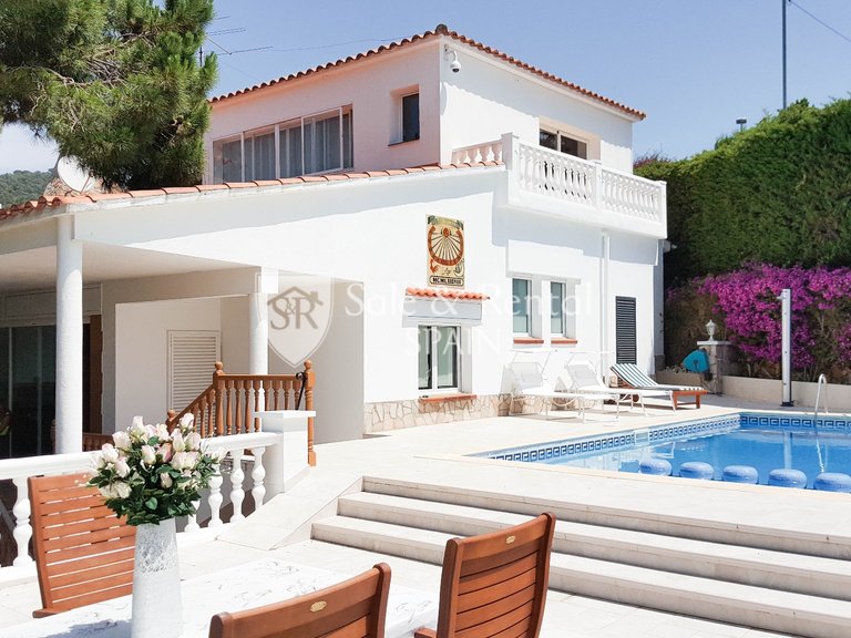 Villa for Sale in Lloret De Mar, Gerona 1