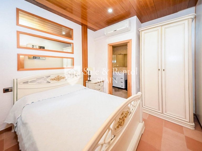 Villa for Sale in Lloret De Mar, Gerona 9