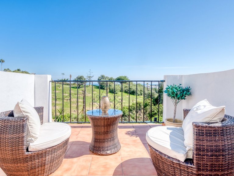 Town House for Sale in La Duquesa, Malaga 1