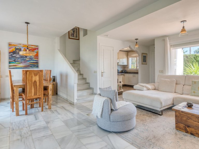 Town House for Sale in La Duquesa, Malaga 8