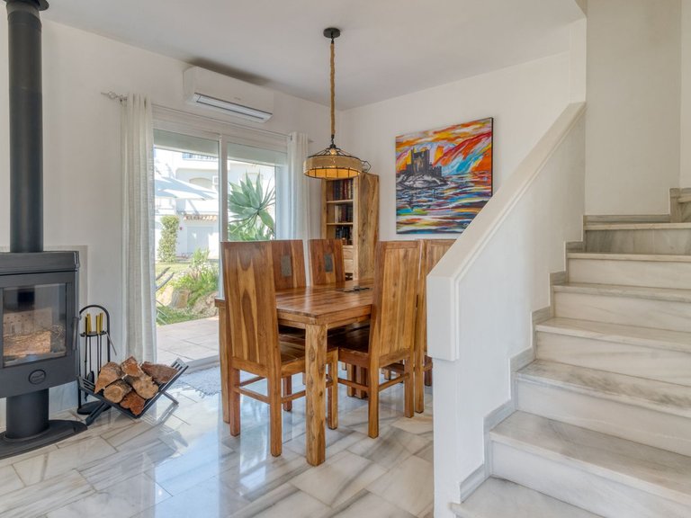 Town House for Sale in La Duquesa, Malaga 11