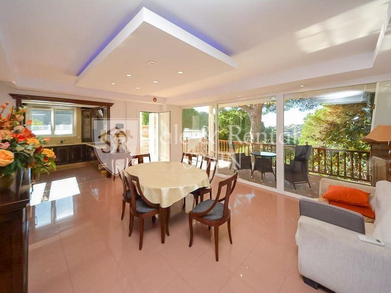 Villa for Sale in Lloret De Mar, Gerona 5