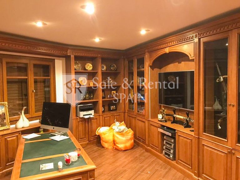 Villa for Sale in Lloret De Mar, Gerona 9