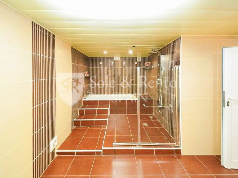 Villa for Sale in Lloret De Mar, Gerona 15