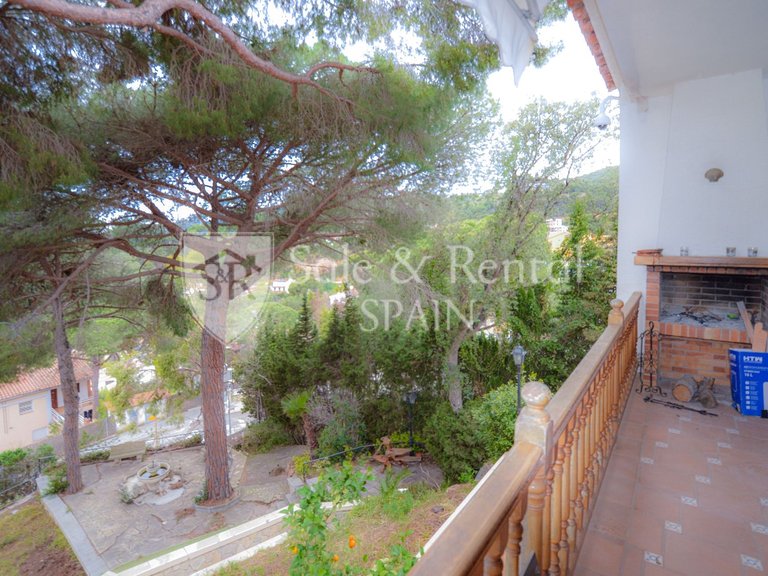 Villa for Sale in Lloret De Mar, Gerona 23