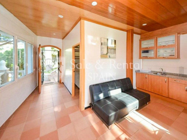 Villa for Sale in Lloret De Mar, Gerona 15