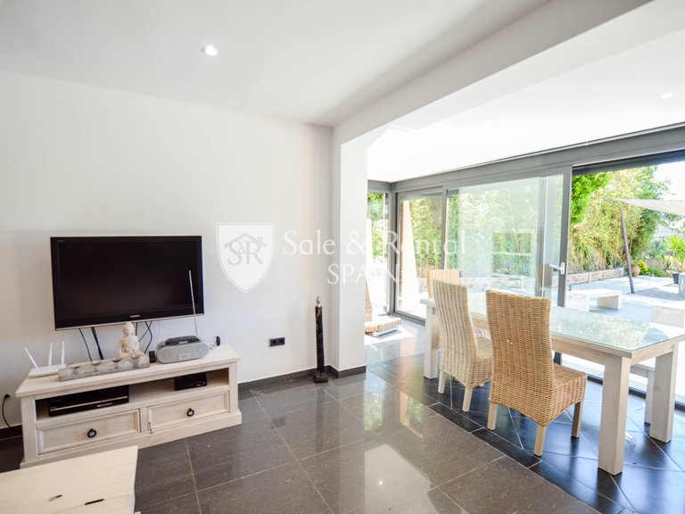 Villa for Sale in Lloret De Mar, Gerona 7
