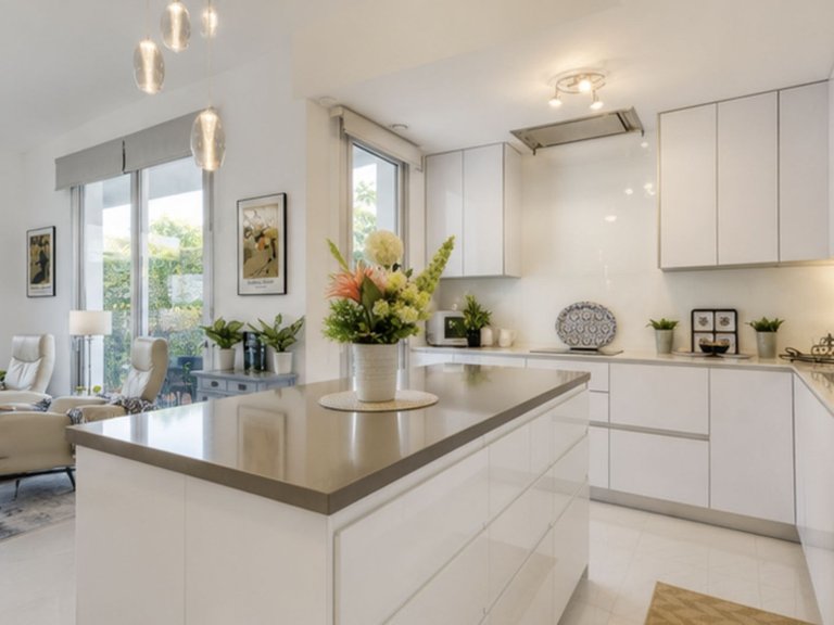 Apartment for Sale in Cancelada, Malaga 2