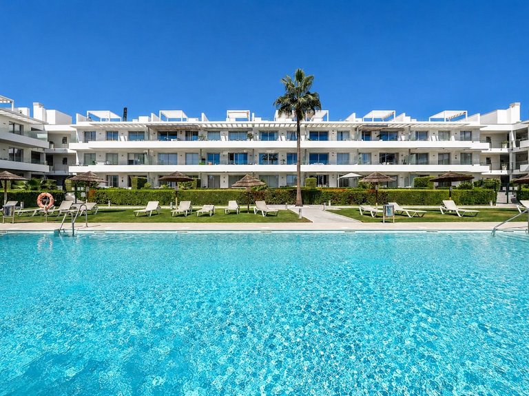 Apartment for Sale in Cancelada, Malaga 4