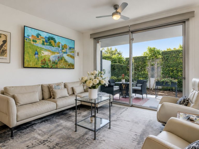 Apartment for Sale in Cancelada, Malaga 9