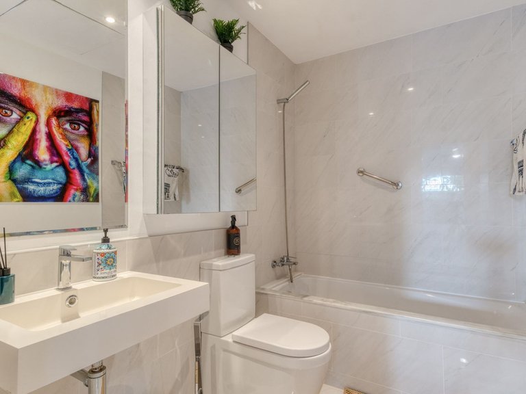 Apartment for Sale in Cancelada, Malaga 19