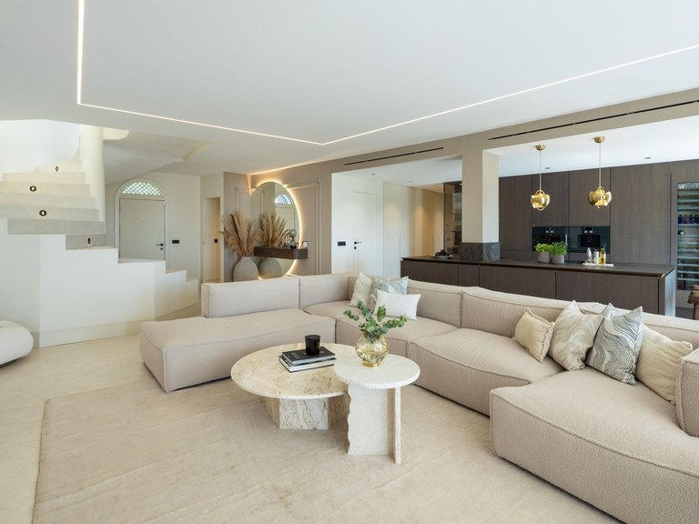 Penthouse for Sale in Marbella, Malaga 6