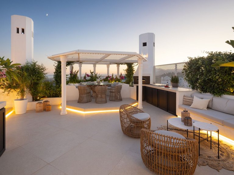 Penthouse for Sale in Marbella, Malaga 26
