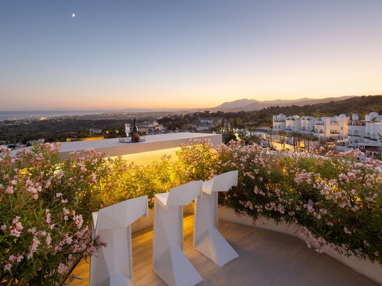 Penthouse for Sale in Marbella, Malaga 30