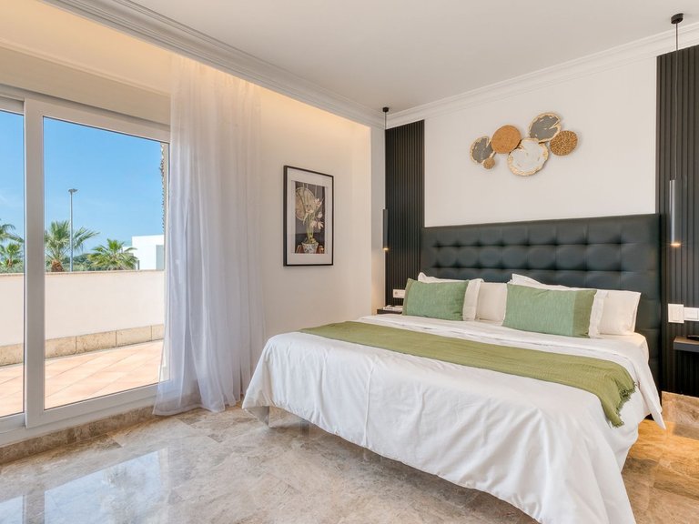 Town House for Sale in Marbella, Malaga 20