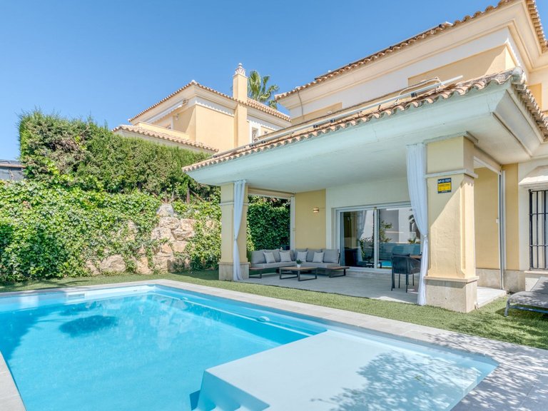 Town House for Sale in Marbella, Malaga 28