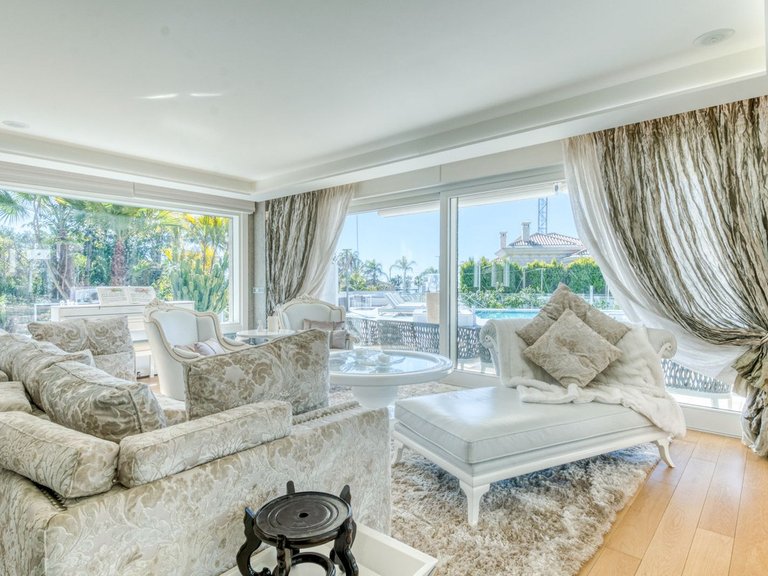 Villa for Sale in Bahia De Marbella, Malaga 7