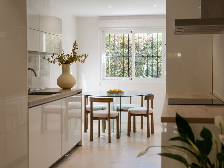Apartment for Sale in Marbella, Malaga 12