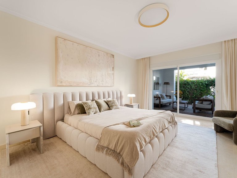 Apartment for Sale in Marbella, Malaga 17