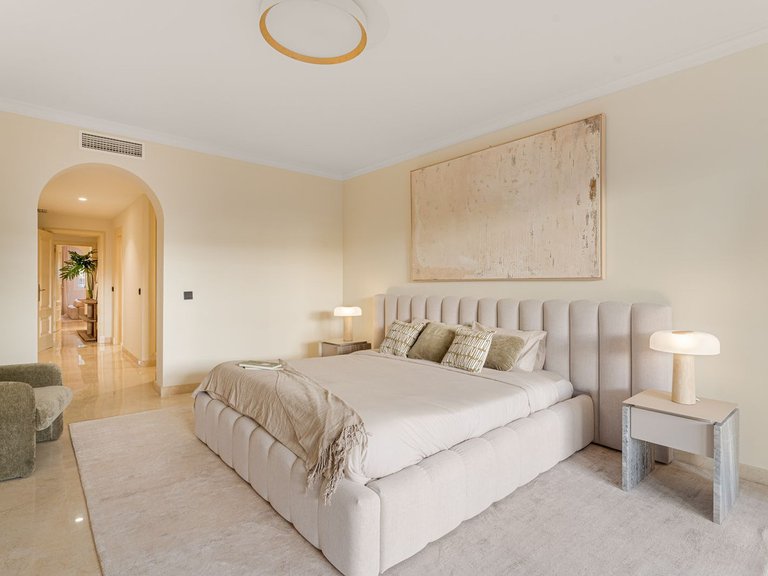 Apartment for Sale in Marbella, Malaga 18