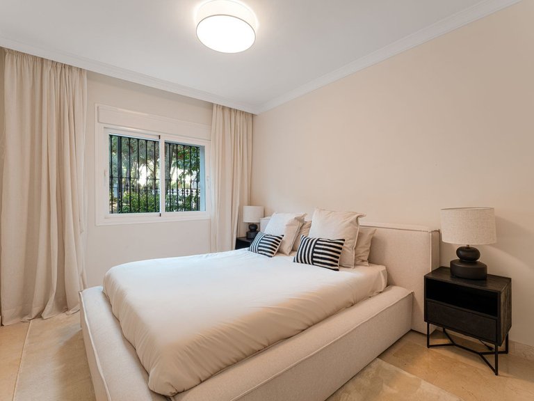 Apartment for Sale in Marbella, Malaga 26