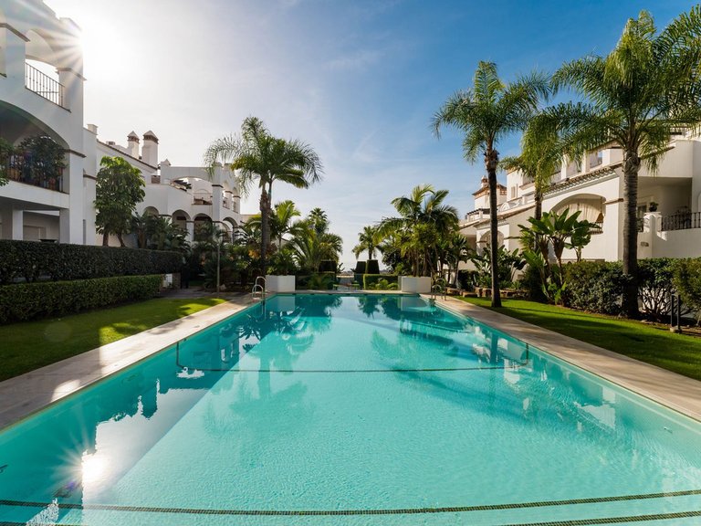 Apartment for Sale in Marbella, Malaga 30