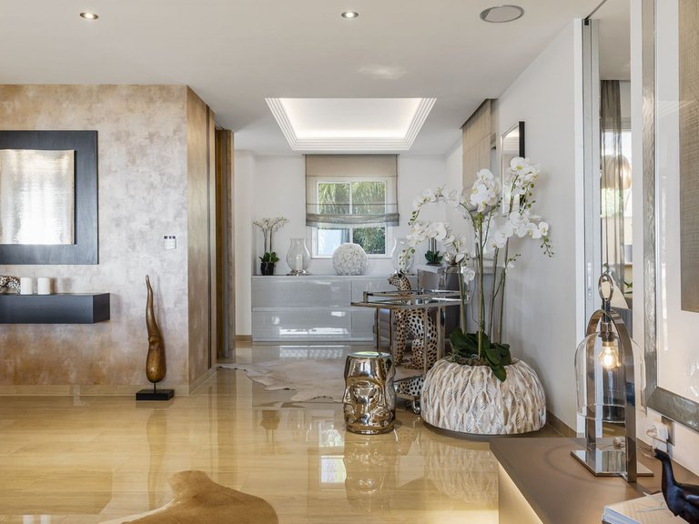 Penthouse for Sale in Benahavis, Malaga 14