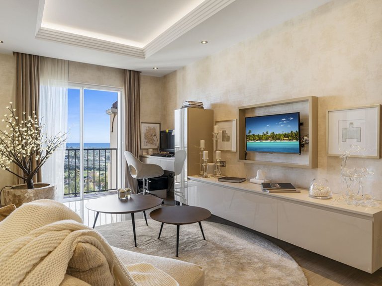 Penthouse for Sale in Benahavis, Malaga 16