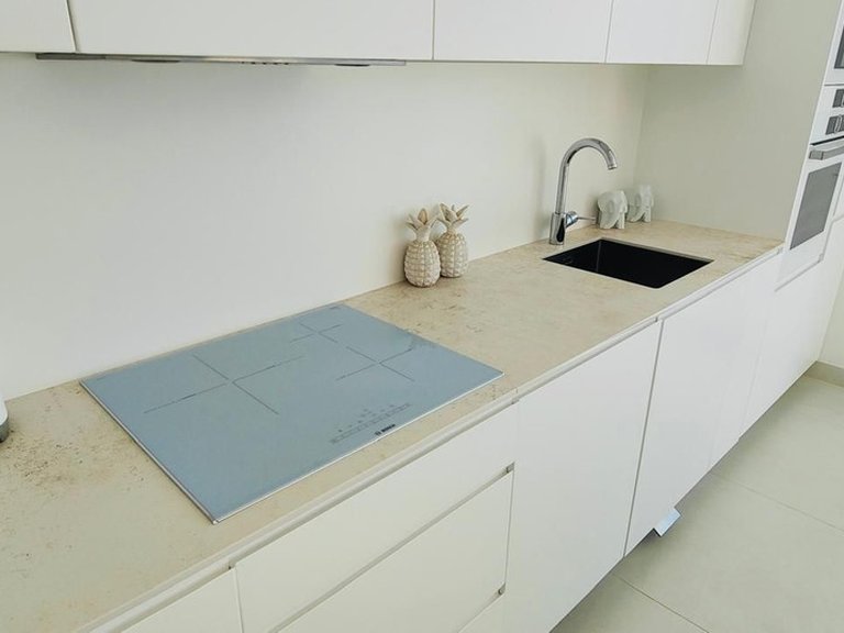 Apartment for Sale in Higueron, Malaga 11