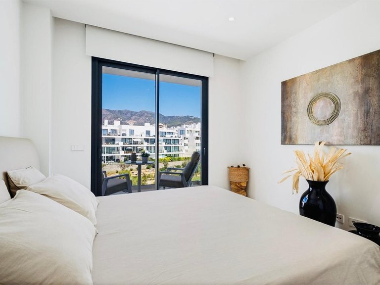 Apartment for Sale in Higueron, Malaga 12