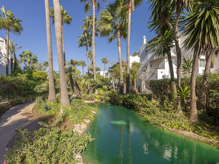 Apartment for Sale in Estepona, Malaga 37