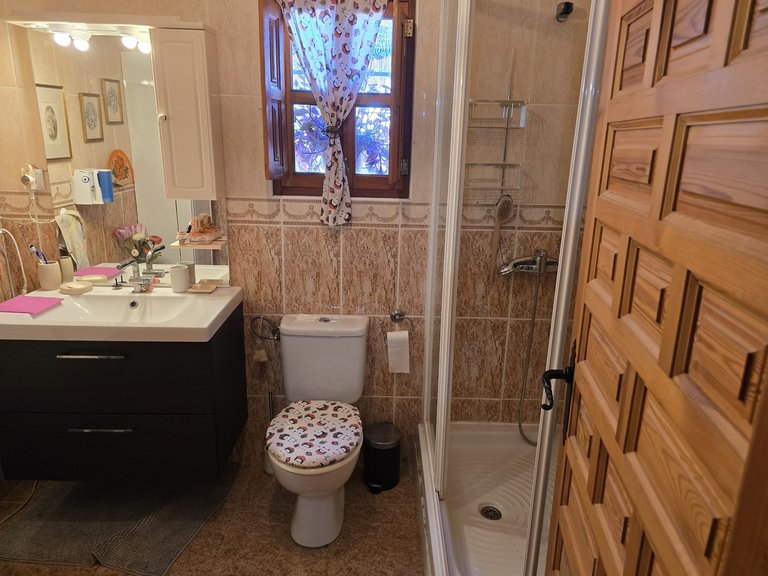Villa for Sale in Vinuela, Malaga 25