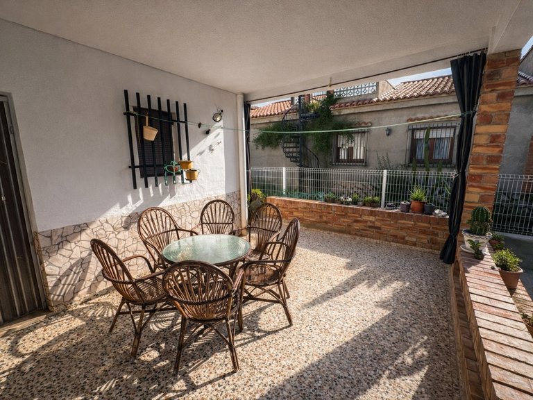 Villa for Sale in Oliva, Valencia 12