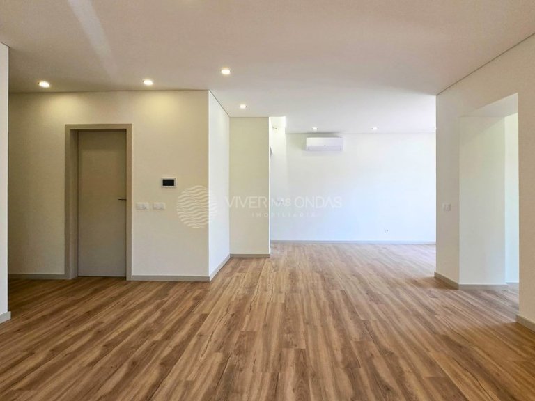 Apartment for Sale in Espinho, Aveiro 13