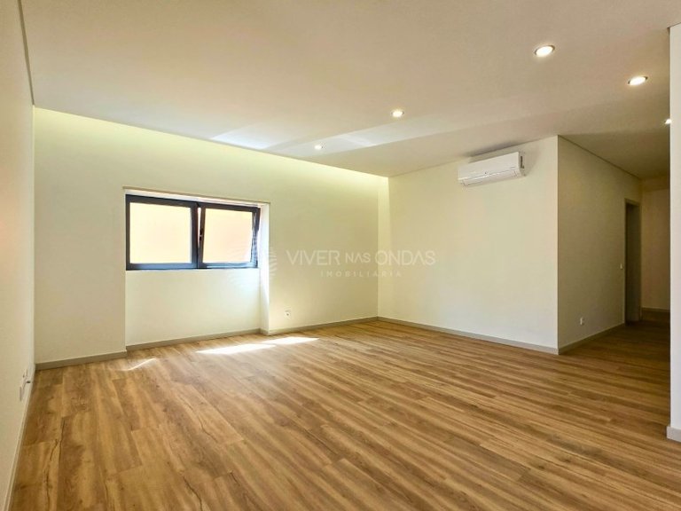 Apartment for Sale in Espinho, Aveiro 23