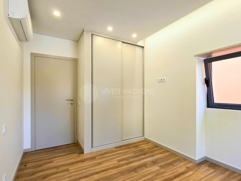 Apartment for Sale in Espinho, Aveiro 32